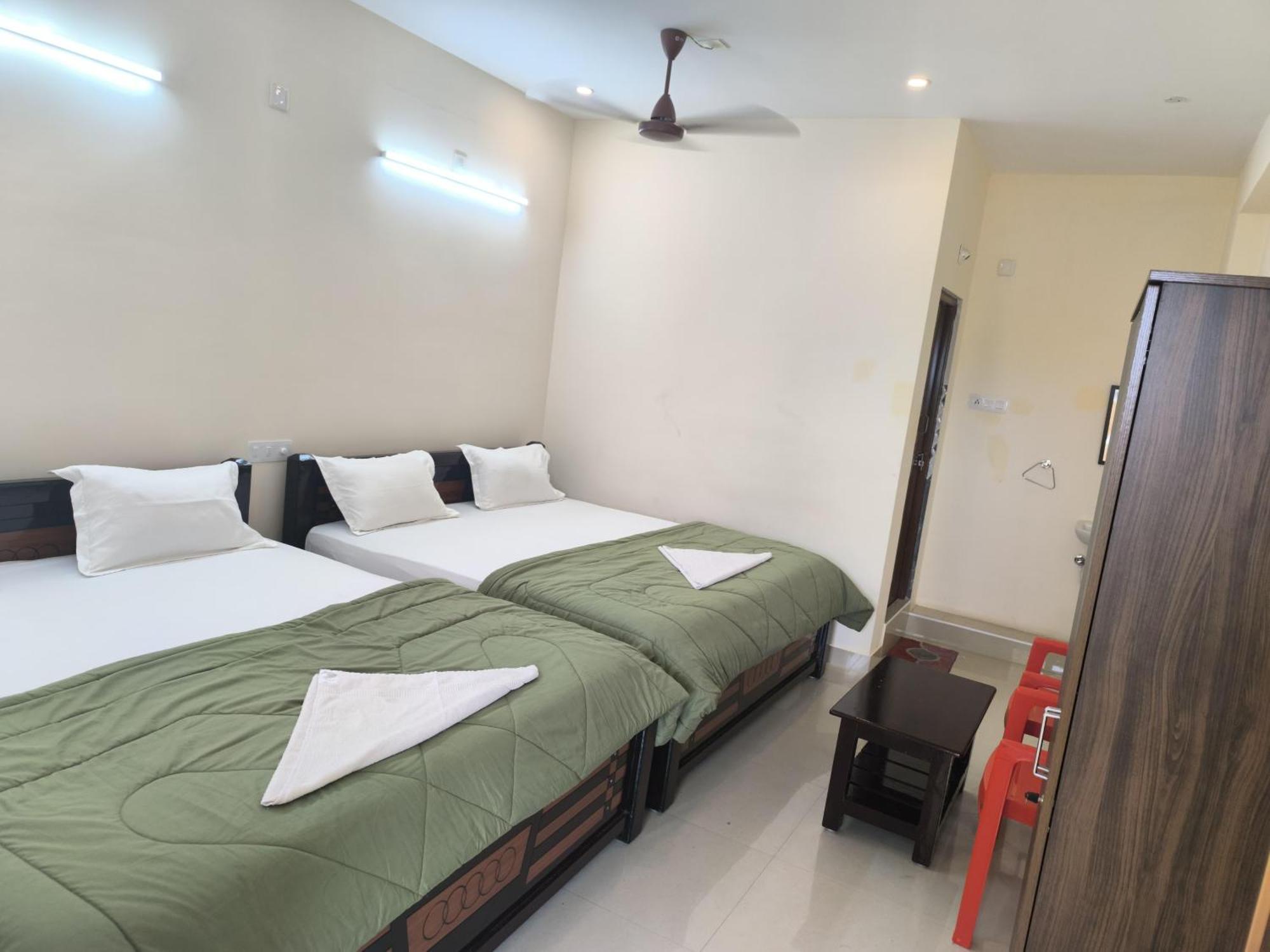 Hotel Vishnu Grand Tirupati Ngoại thất bức ảnh